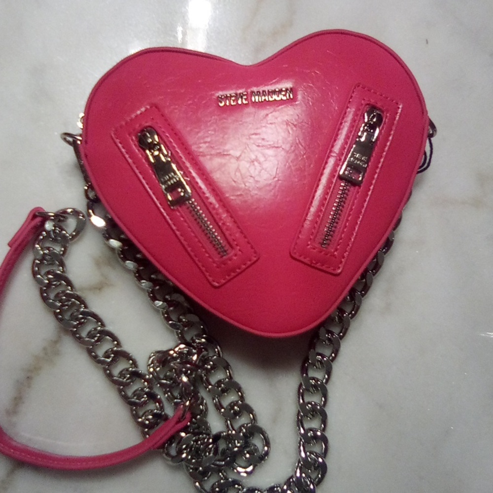 Steve Madden: Adorable Pink Heart Purse!